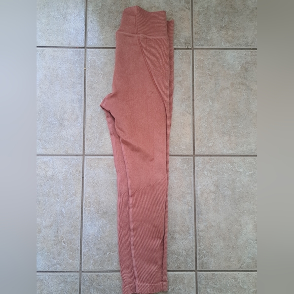 Offline by aerie leggings - Picture 2 of 4